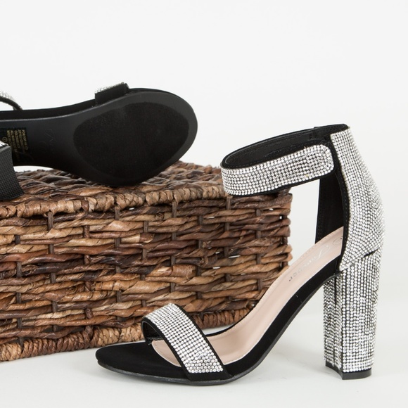 NEW🔥 Rhinestone Open Toe Ankle Strap Heel Sandal - Picture 4 of 5